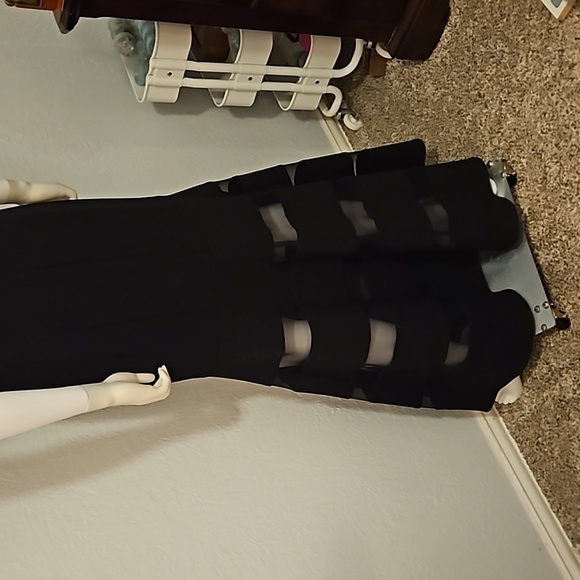 VINCE CAMUTO Black Illusion Sheer Mesh Stripe Trumpet Formal Ballroom Dress - Picture 11 of 14